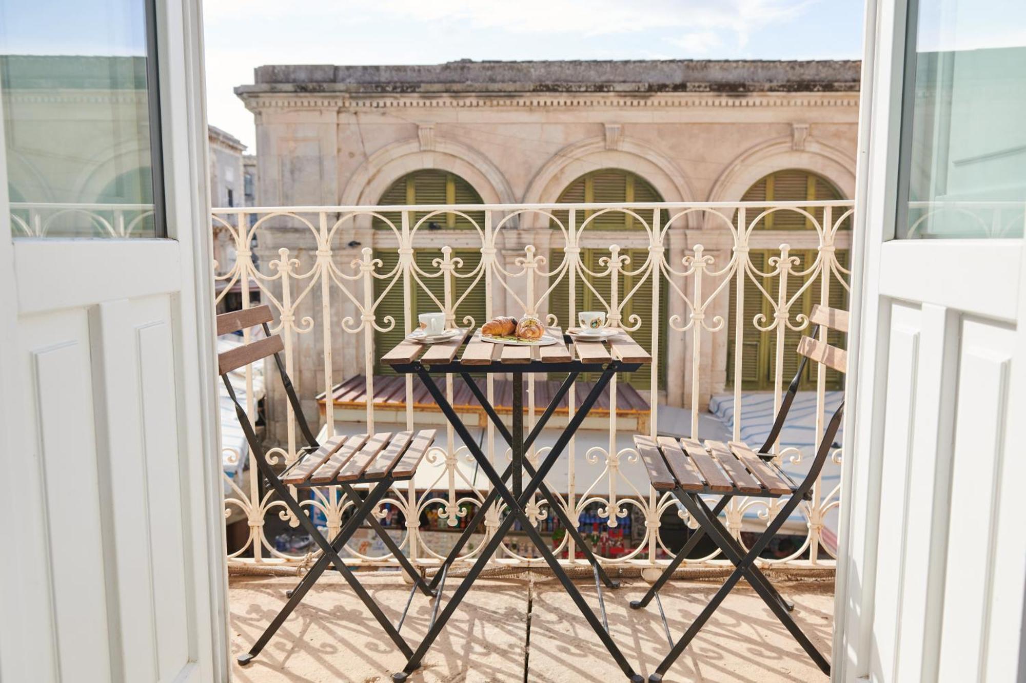Casabella Apartments Antico Mercato Ortigia Siracusa Siraküza Dış mekan fotoğraf